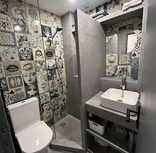 Pop Art Centre Апартаменты *